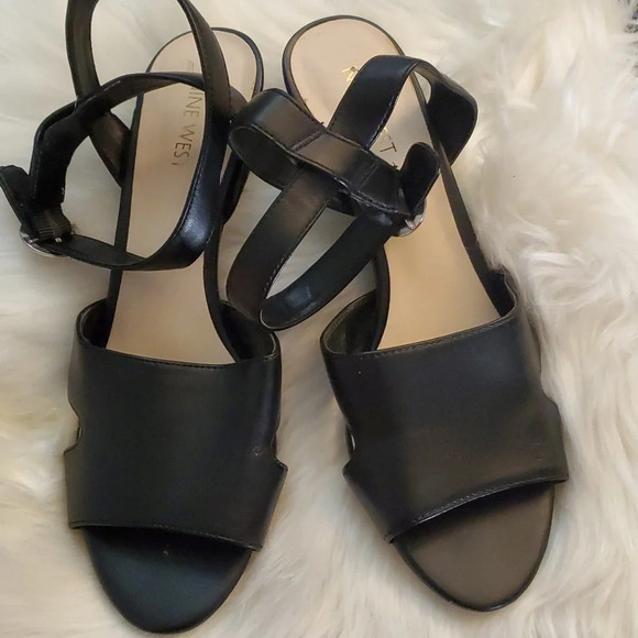 Nine West Black Lavonda Kitten Heels & Back Criss Cross Ankle Straps - Picture 1 of 9